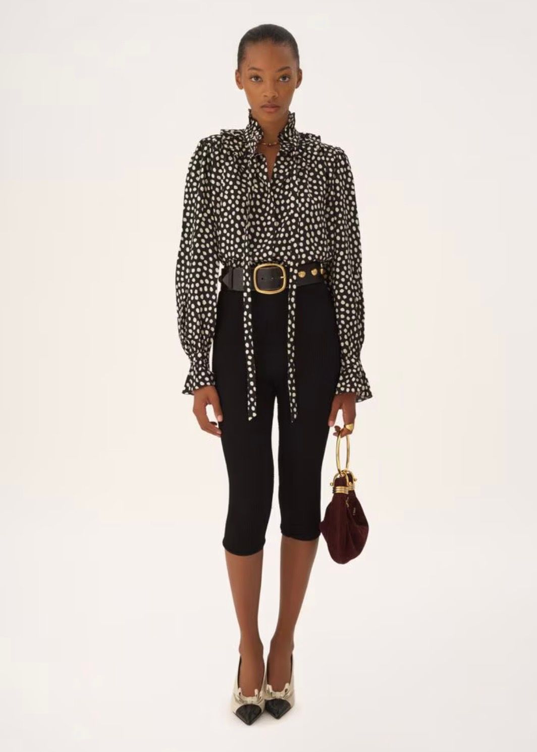 シルクジャカード製フロントタイ フリルブラウス / ウィメンズ / ウェア / ブラック-ベージュ / 2026SS NEW