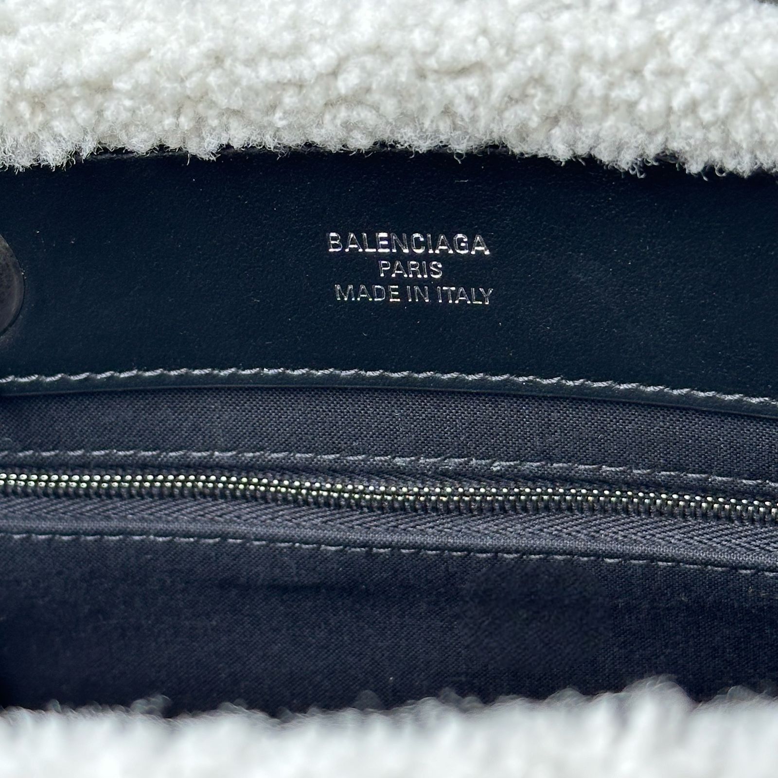 【24SS】BALENCIAGA Duty Free バッグ トート シアリング ロゴ S BALENCIAGA - DUTY FREE スモールトートバック / トートバッグ