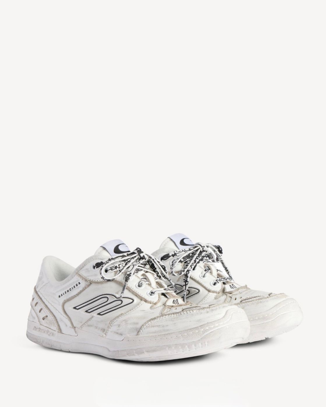 Hamptons ミディアム Worn-out スニーカ / ウィメンズ / シューズ / スニーカー / ホワイト / 2026SS NEW