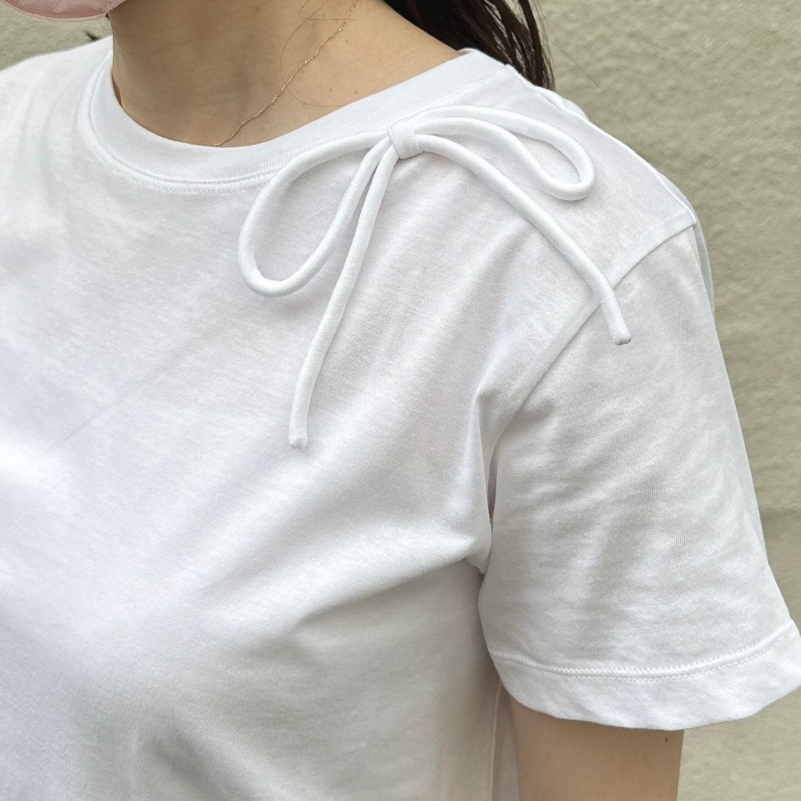Cotton ribbon T-shirt  / リボン付き コットン Tシャツ / クルーネック / レディース / ホワイト