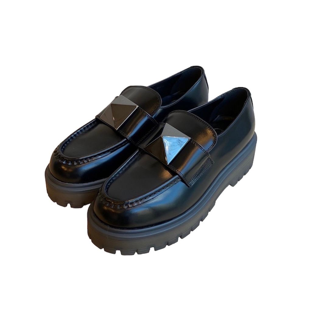 One studs calfskin moccasin / 靴 / モカシン / レザー / スタッズ / ブラック