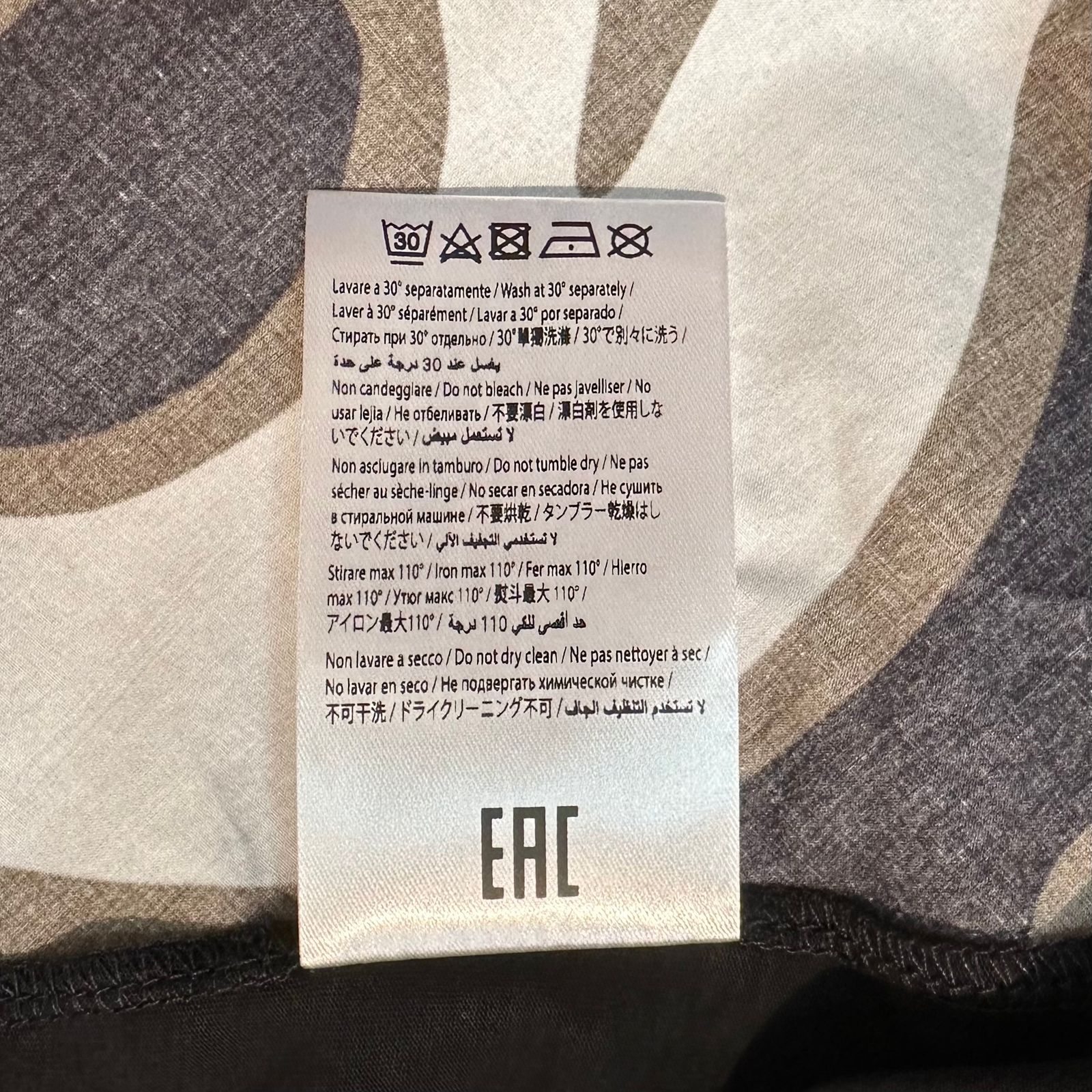 バック柄 切り替えTシャツ / ブラック / ウィメンズ