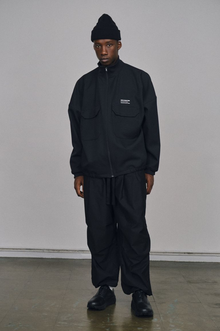 今回も争奪戦の予感！COOTIE/BACK SATIN ERROR FIT UTILLITY EASY PANTS 明日午後12時発売開始。