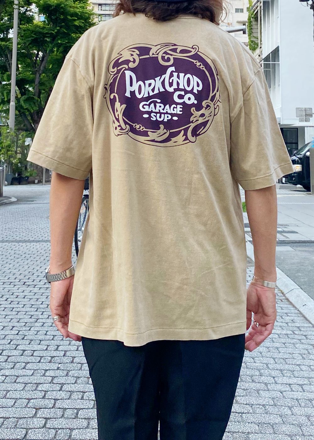 F LEAF LOGO TEE (FADE BEIGE) / リーフ ロゴ Tシャツ