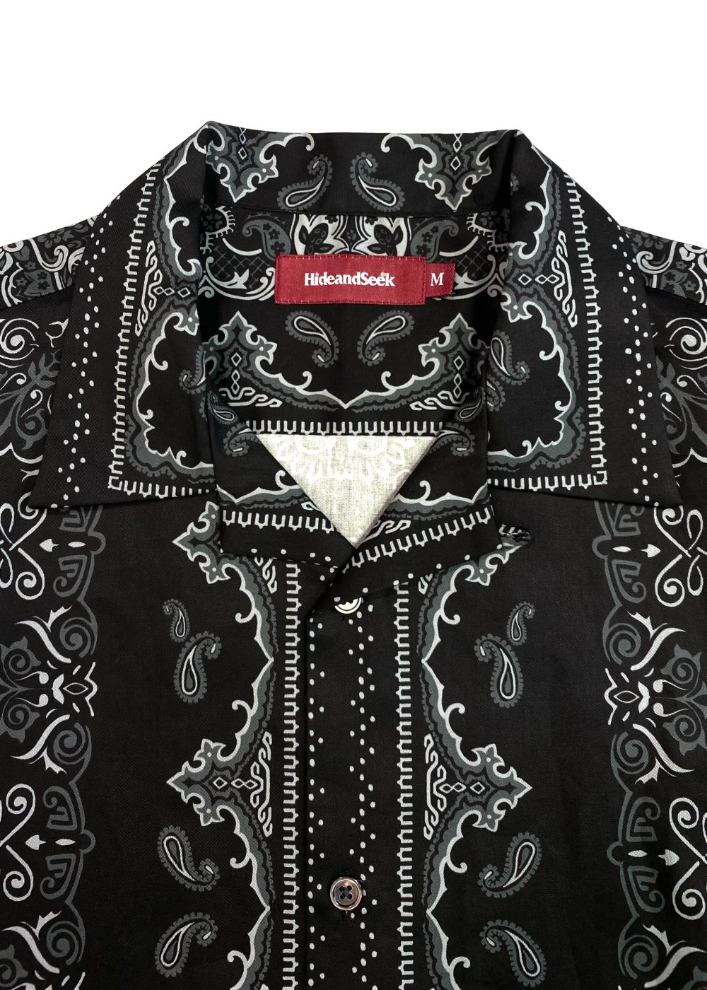HIDE AND SEEK - Bandana Pattern S/S Shirt (BLACK