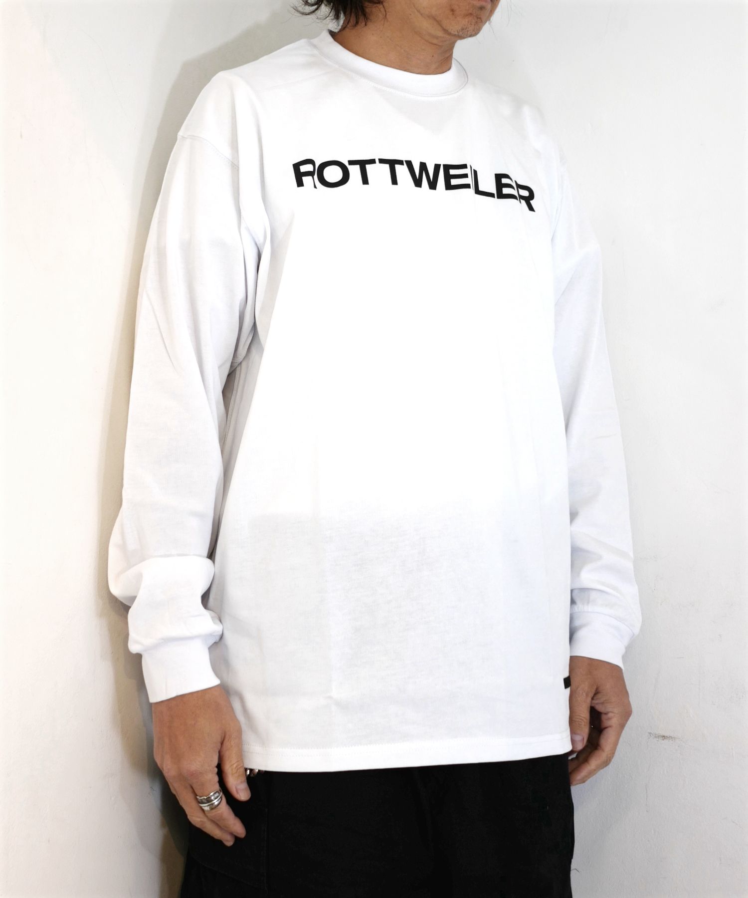 R9 LOGO LS TEE (WHITE) /  オリジナル Tシャツ