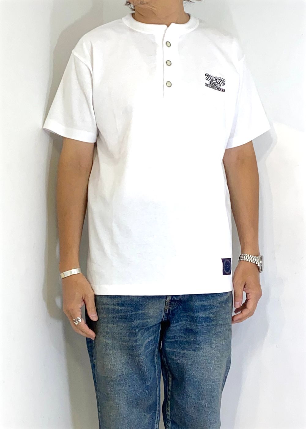 HENRY NECK TEE (WHITE) / ヘンリーネック Tシャツ