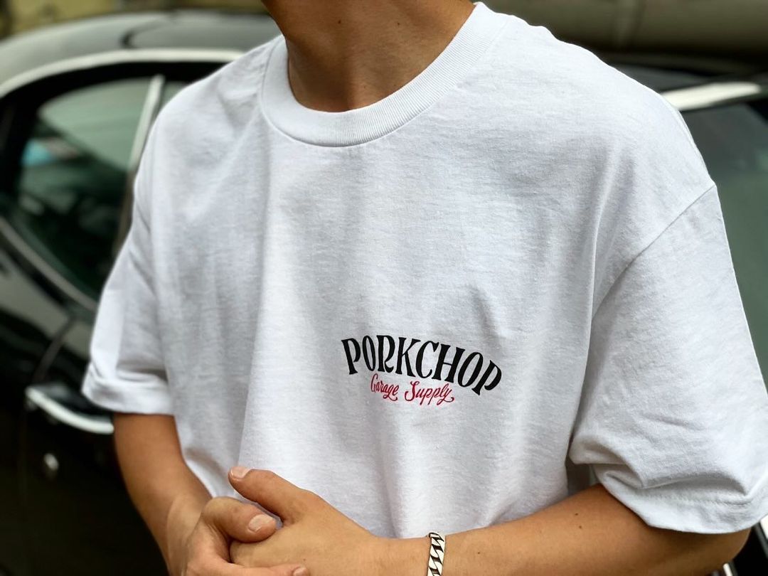 PORKCHOP GARAGE SUPPLY - PORK BACK TEE (WHITE) / ポーク