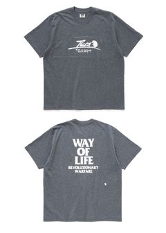 SCRIPT LOGO WAY OF LIFE TEE (CHARCOAL) / 定番人気ロゴT