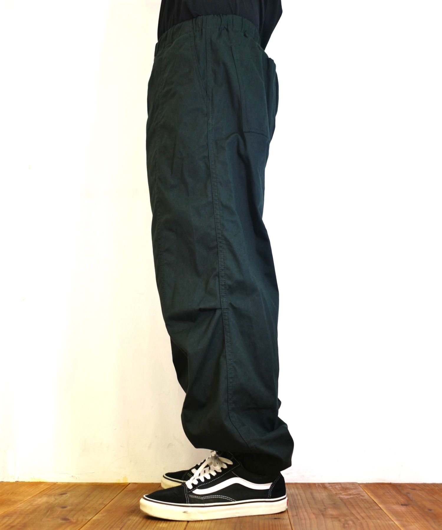 新品 ROTTWEILER R9 B.D CHINO PANT　黒　XL ROTTWEILER - R9 TUCK PRESS CHINO PANTS (BLACK) / オリジナル