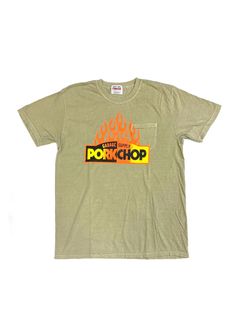 【ラスト1点】FIRE BLOCK POCKET TEE (KHAKI) / ロゴ プリント ポケットTシャツ