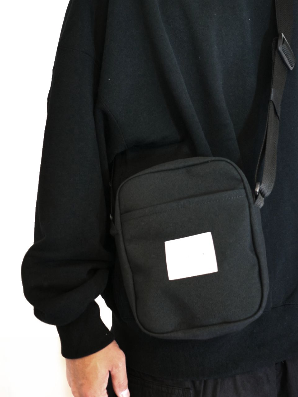 COOTIE PRODUCTIONS - 【ラスト1点】Compact Shoulder Bag (BLACK) / コンパクト ショルダーバッグ |  LOOPHOLE