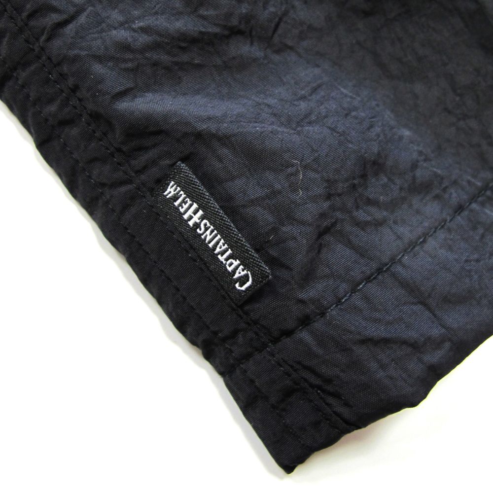 様々なシーンで活躍 / CAPTAINS HELM/RUNNING NYLON SHORTS
