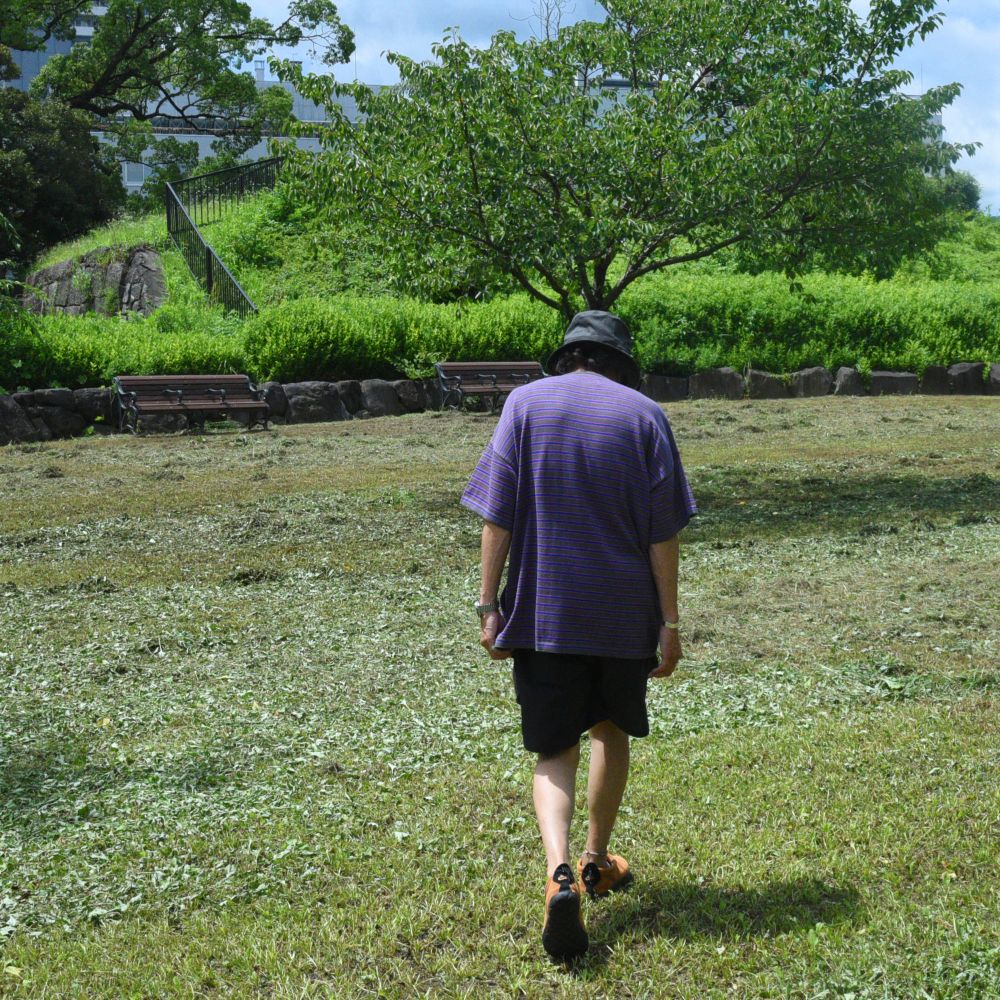 5分袖でこの時期に丁度良いニット&ショーツスタイル。