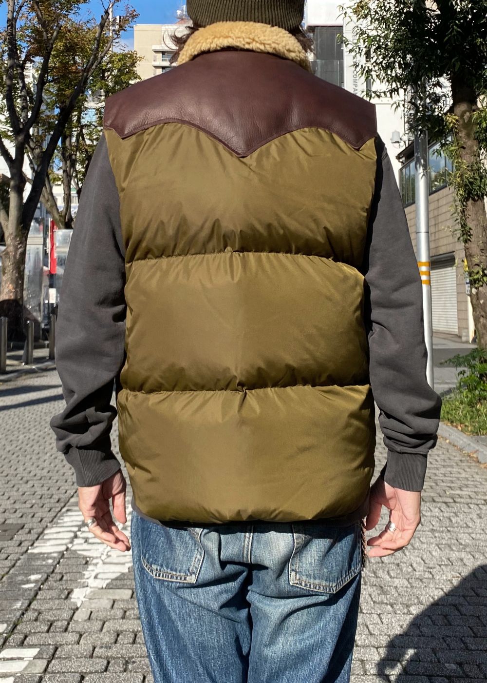 【Rocky Mountain×GDC】Christy Vest (OLIVE DRAB) / ロッキーマウンテン コラボ ダウンベスト