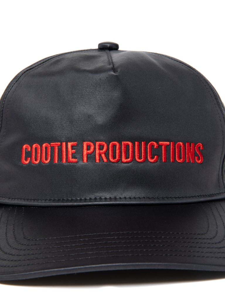 COOTIE PRODUCTIONS - Damp Coated Satin 5 Panel Cap (BLACK×RED 