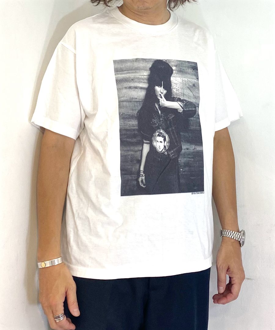 【ラスト1点】Stie-lo × Irina.L “Presley" T-SH (WHITE) / ×スティーロ×イリーナ・ラザレアヌ コラボ フォト Tシャツ