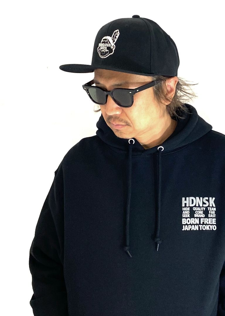HIDE AND SEEK - INDIAN BASEBALL CAP (BLACK) / 刺繍ロゴ ベース 