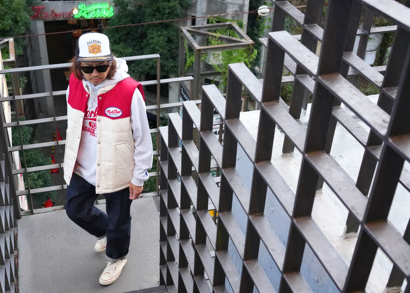 STREET AMERICAN CASUAL