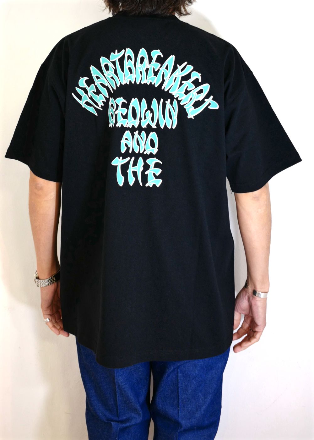 S/S POCKET TEE "PHIL" (BLACK) / ロゴ プリント ポケット Tシャツ