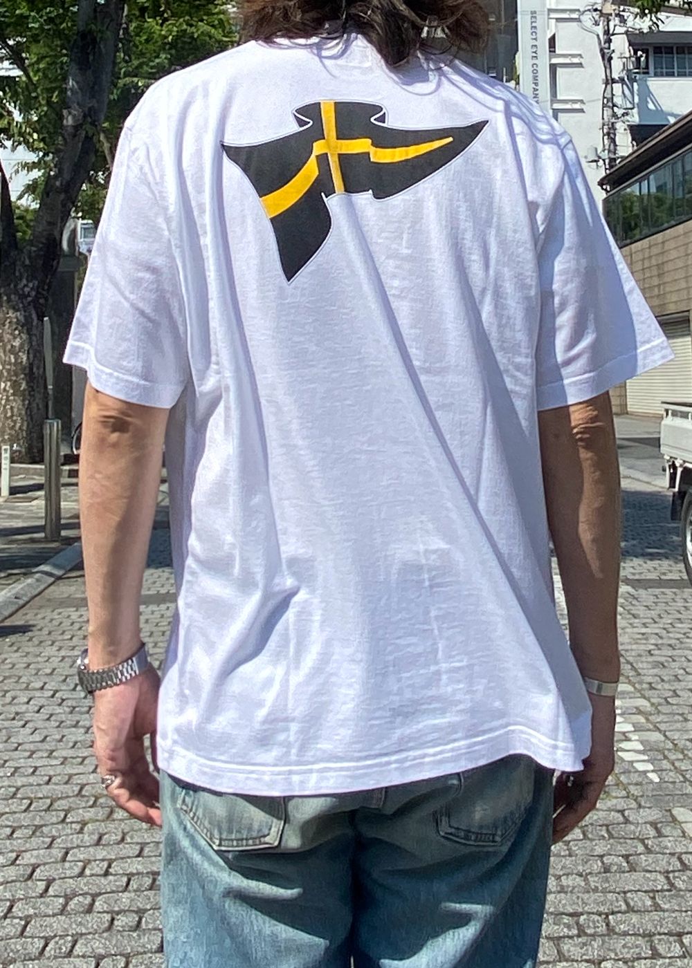FLAG TEE (WHITE) / グラフィック プリント Tシャツ
