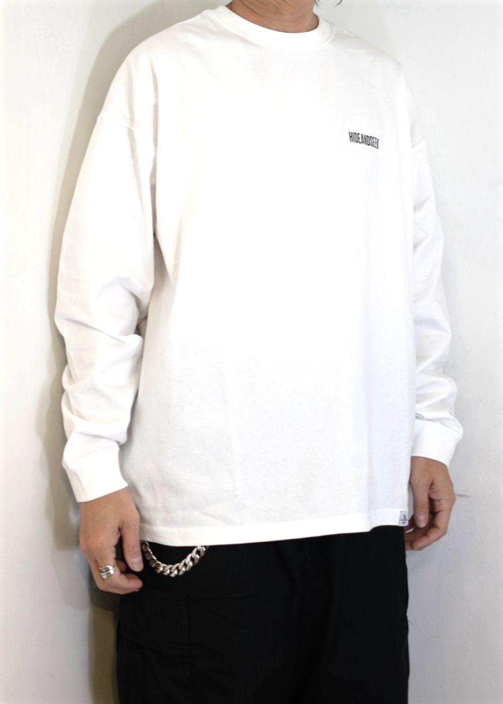 HIDE AND SEEK - Logo L/S Tee(25ss Back) Big Silhouette HIDE AND SEEK - Logo L/S Tee(25ss Back) Big Silhouette