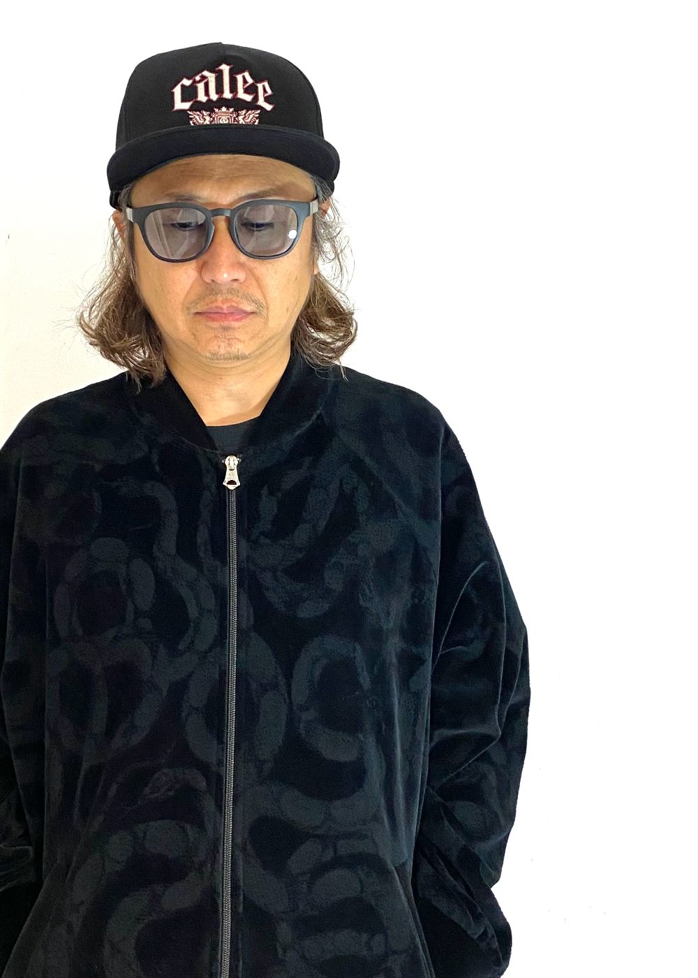 【ラスト1点】EMBLEM LOGO TWILL CAP (BLACK) / オリジナル ロゴ刺繍 キャップ