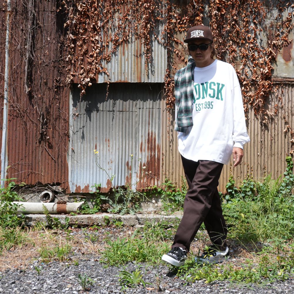 College L/S Tee (WHITE×GREEN) / カレッジ プリント ルーズフィット ロングスリーブ Tシャツ