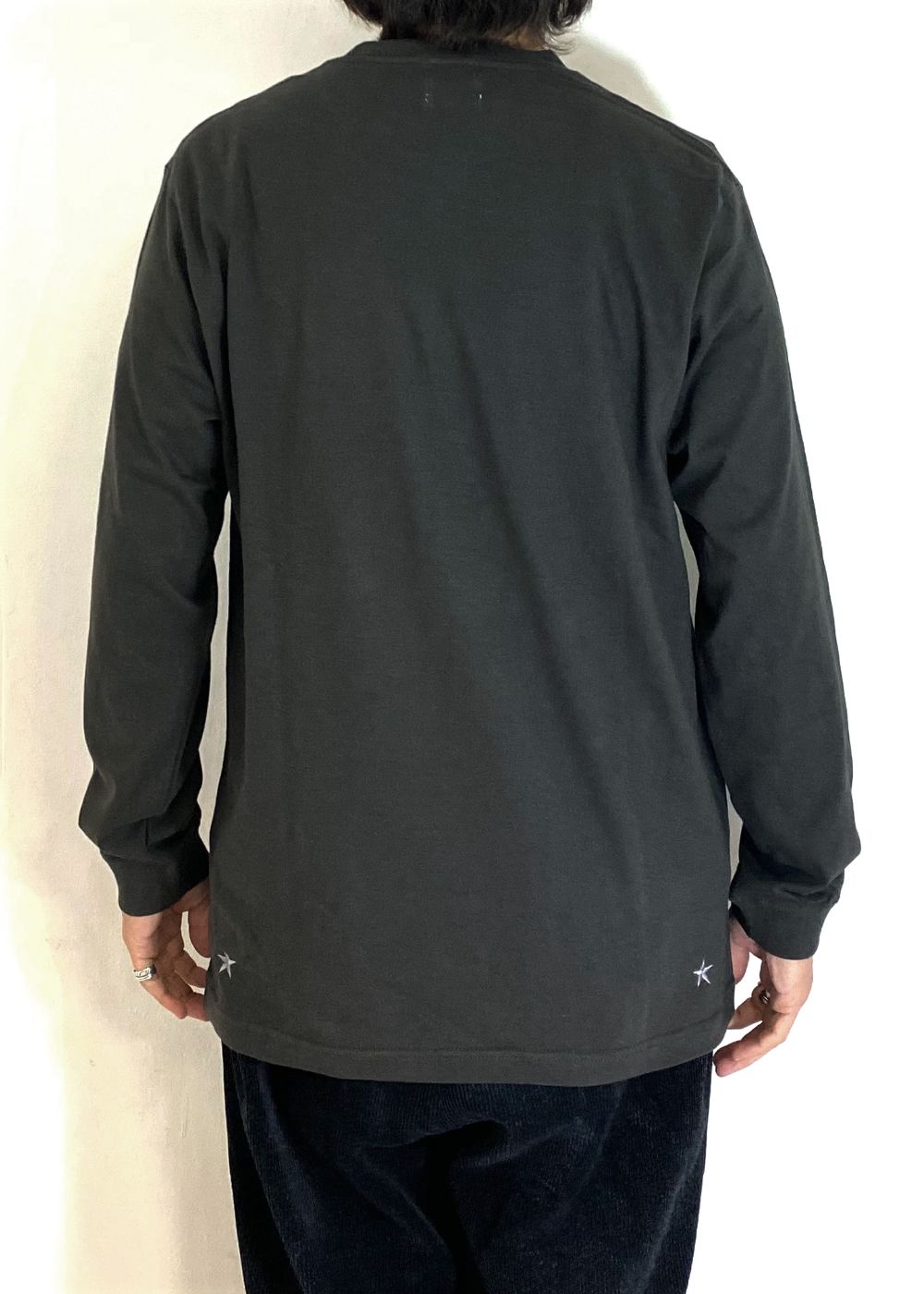PRINT L/S TEE (SUMI) / ロゴ プリント ロンT