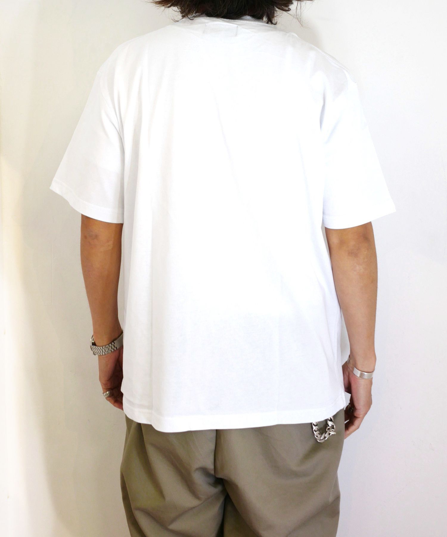 R9 LOGO TEE (WHITE) /  オリジナル Tシャツ