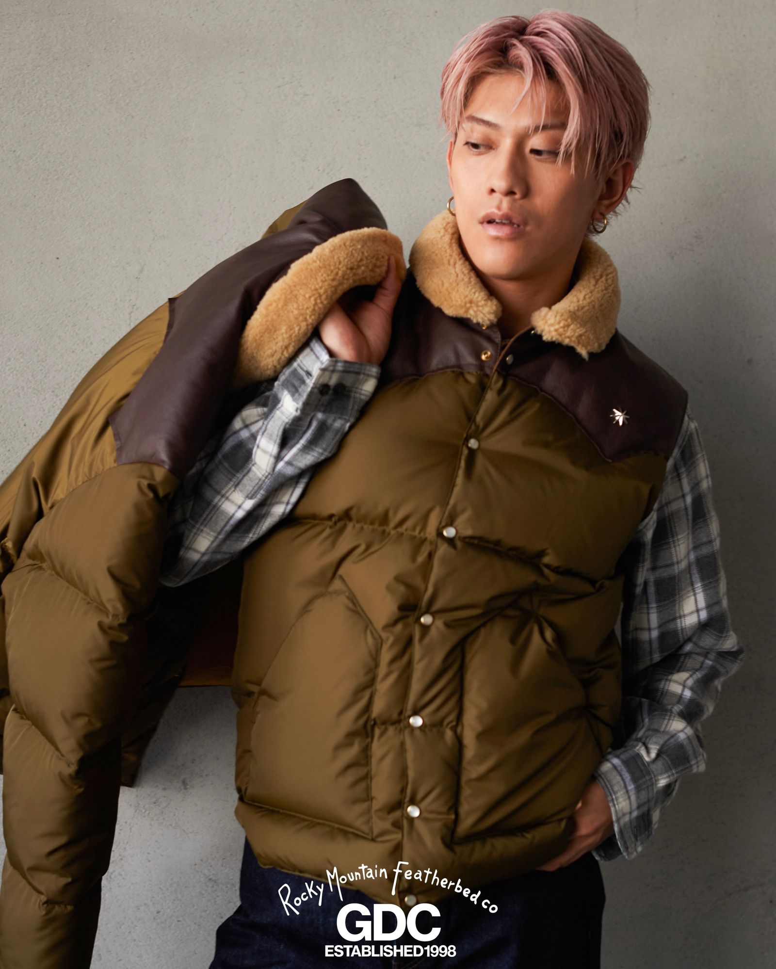 【Rocky Mountain×GDC】Christy Vest (OLIVE DRAB) / ロッキーマウンテン コラボ ダウンベスト
