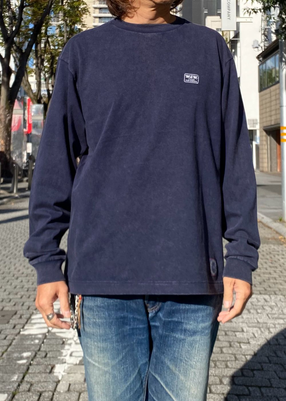 FADE WASH L/S TEE (FADE NAVY) / プリント ロンT