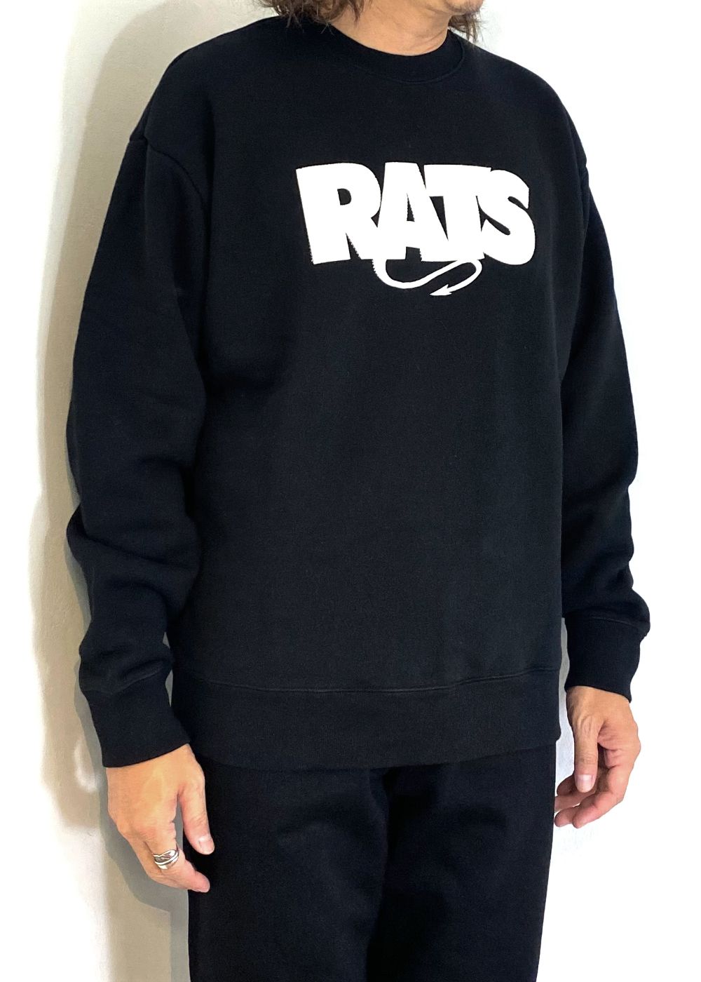 BOX LOGO SWEAT (BLACK) / ロゴ アップリケ スウェット