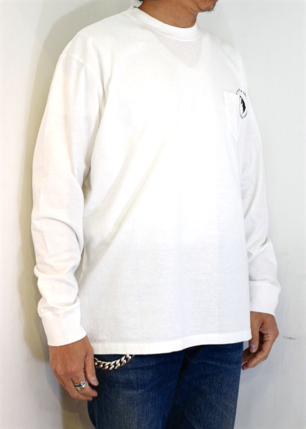 CIRCLE POCKET L/S TEE (WHITE) / サークル ポケット ロング Tシャツ