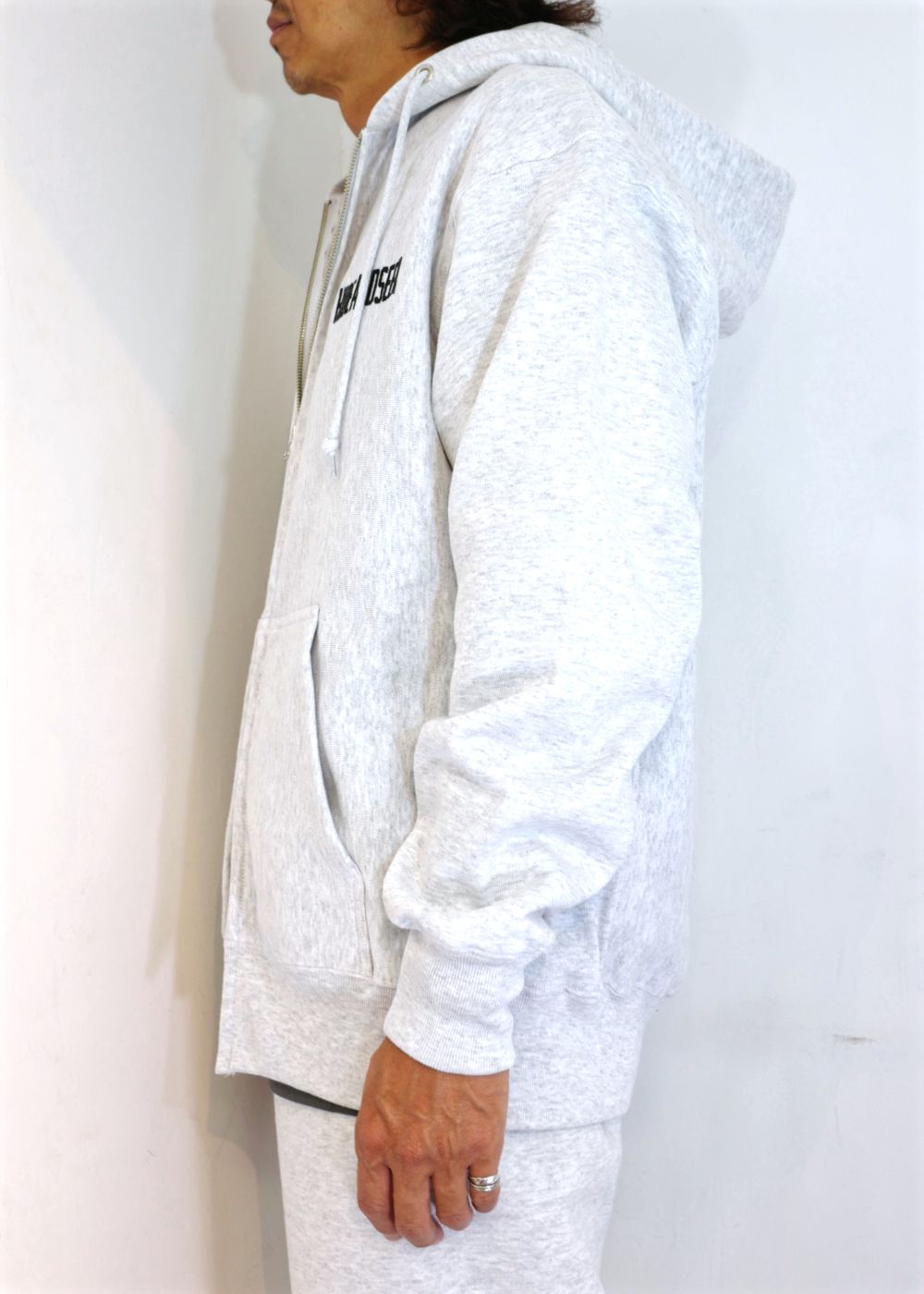 HIDE AND SEEK - COLLEGE ZIP HOODED SWEAT SHIRT (HEATHER GRAY