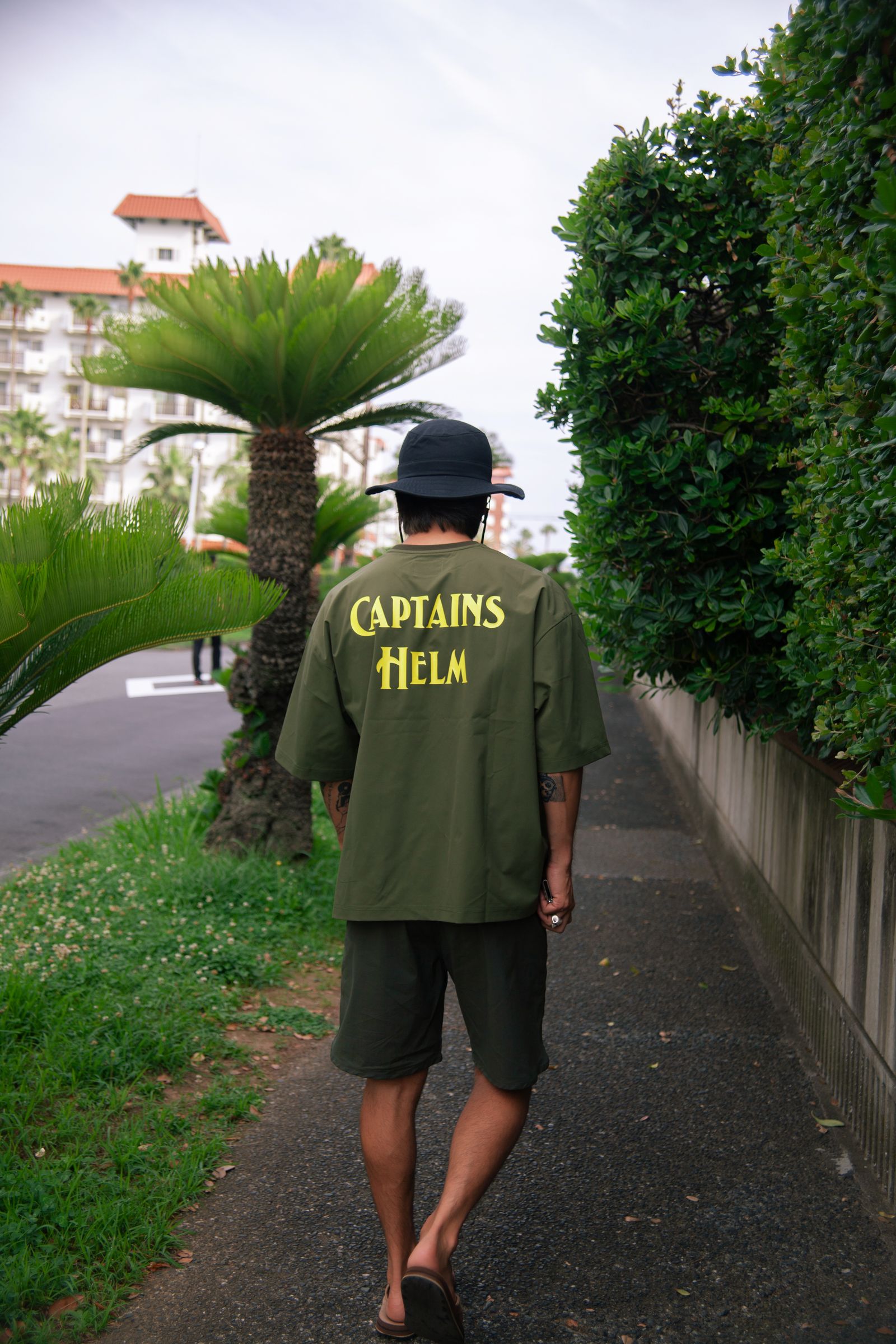 "OCEANSIDE DIVISION" HELM SURF SHORTS (OLIVE) / ドライストレッチ サーフショーツ