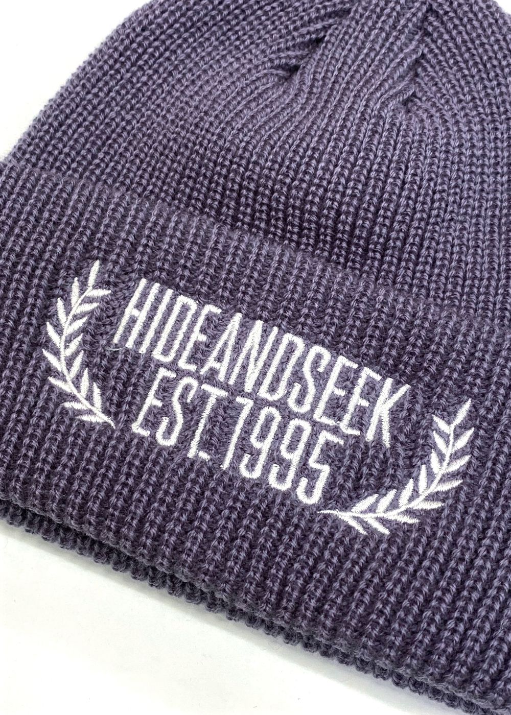 Laurel Knit CAP (D-BLUE) / ロゴ刺繍 ニットキャップ