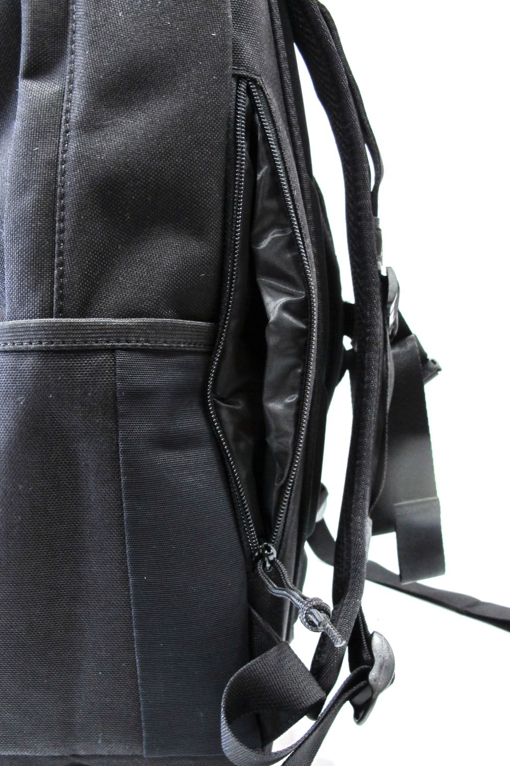 DUSTYCHAMP BACKPACK (BLACK) / ダスティーチャンプ バックパック