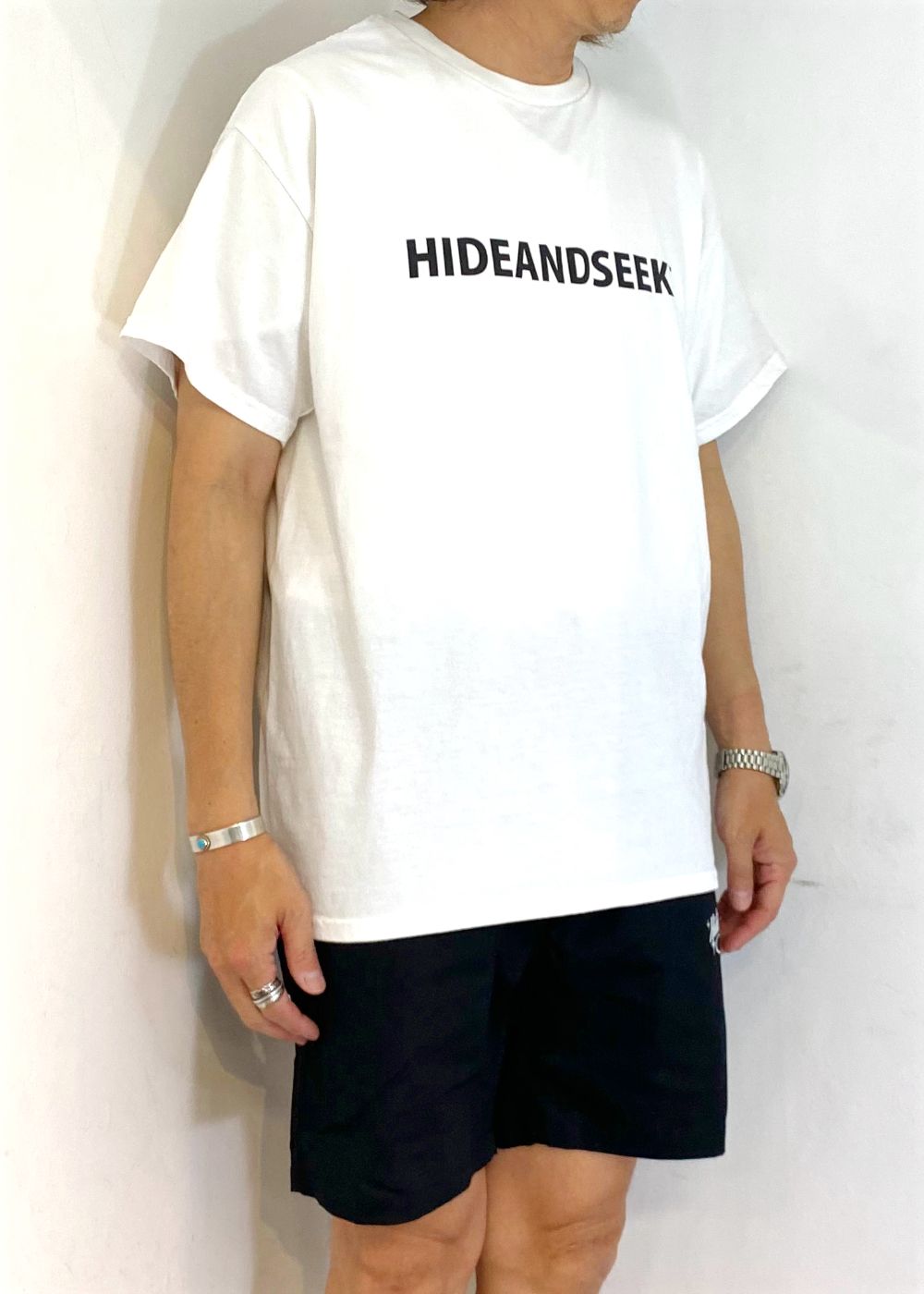 HIDE AND SEEK - Eagle S/S Tee-2 (WHITE) / ロゴ プリントTee