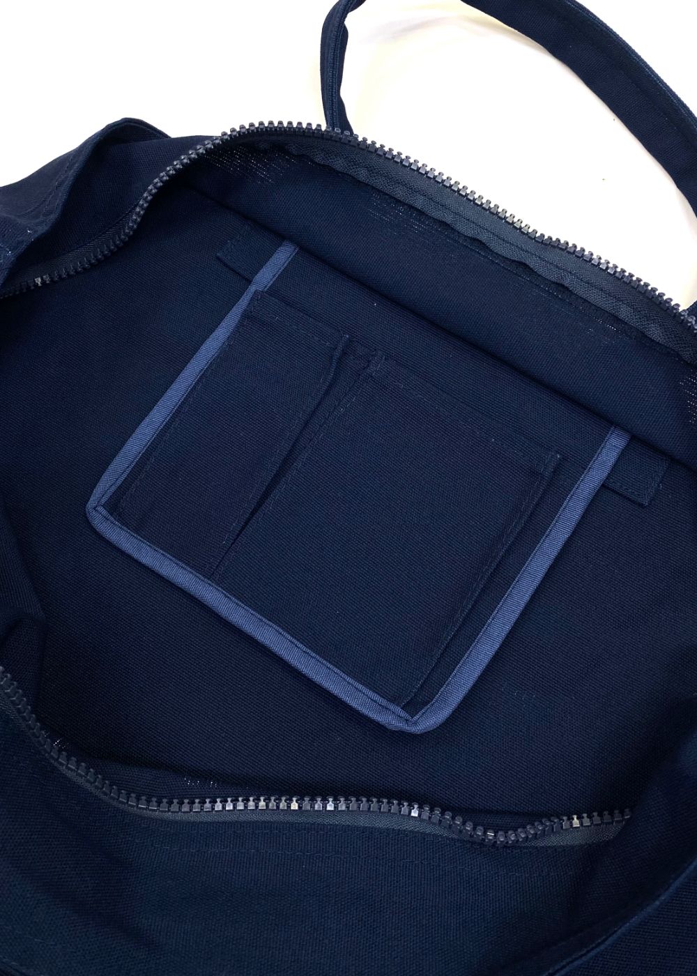 CYOW ZIP TOTE BAG (NAVY) / プリントトート バッグ