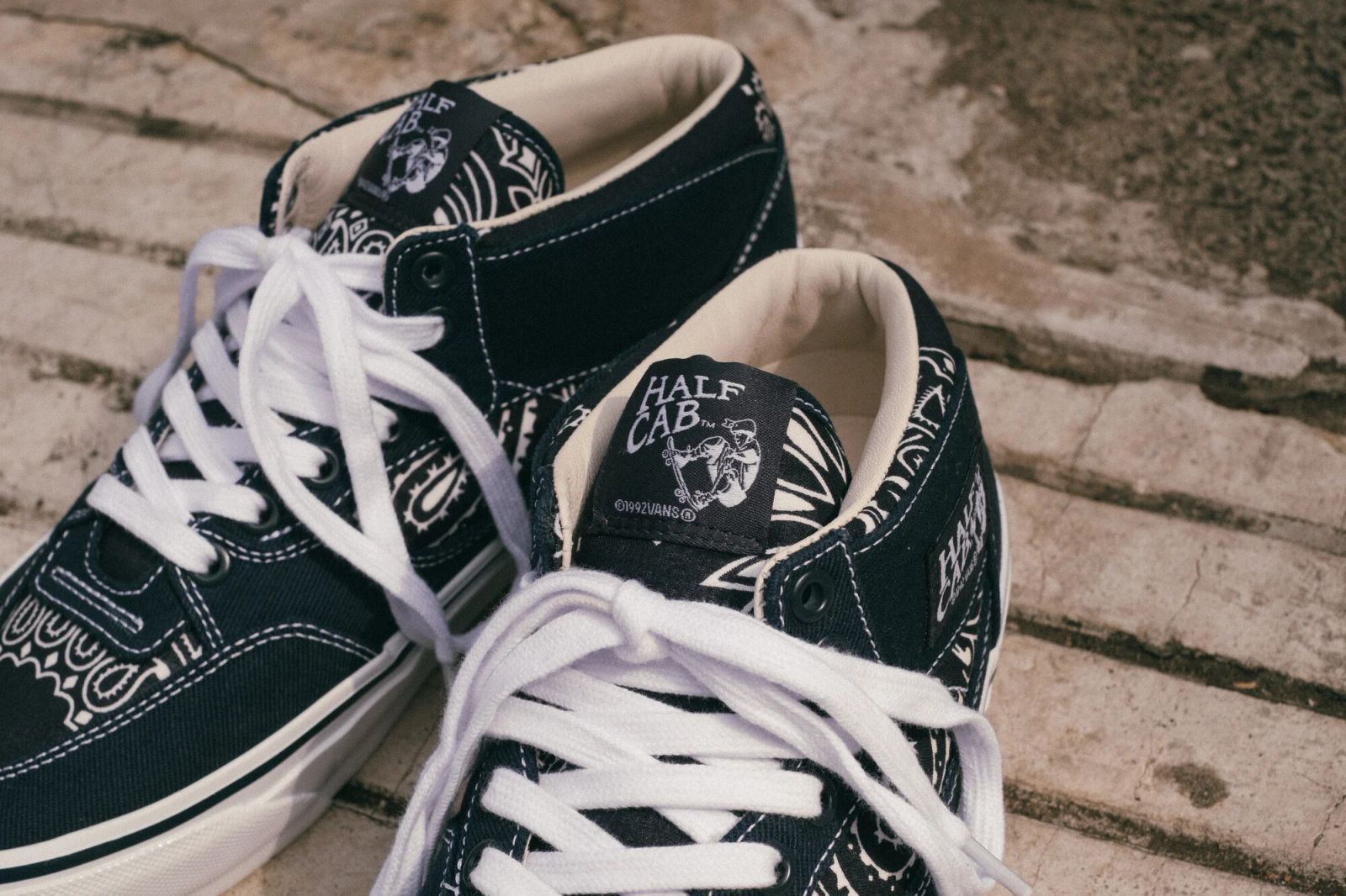 VANS OTW Ex. AUTHENTIC "AUTHENTIC" (NAVY) / ×ヴァンズ コラボ スニーカー (オーセンティック)