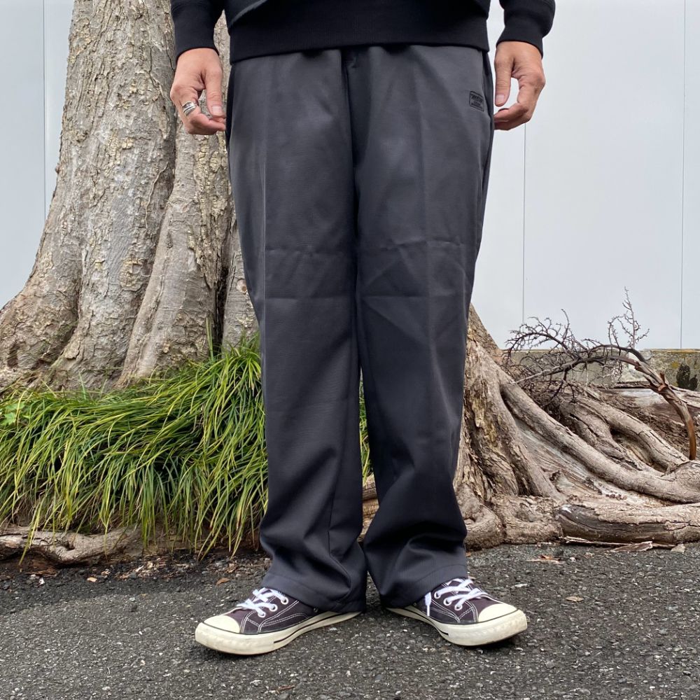 WORK PANTS (CHARCOAL) / チノパンツ