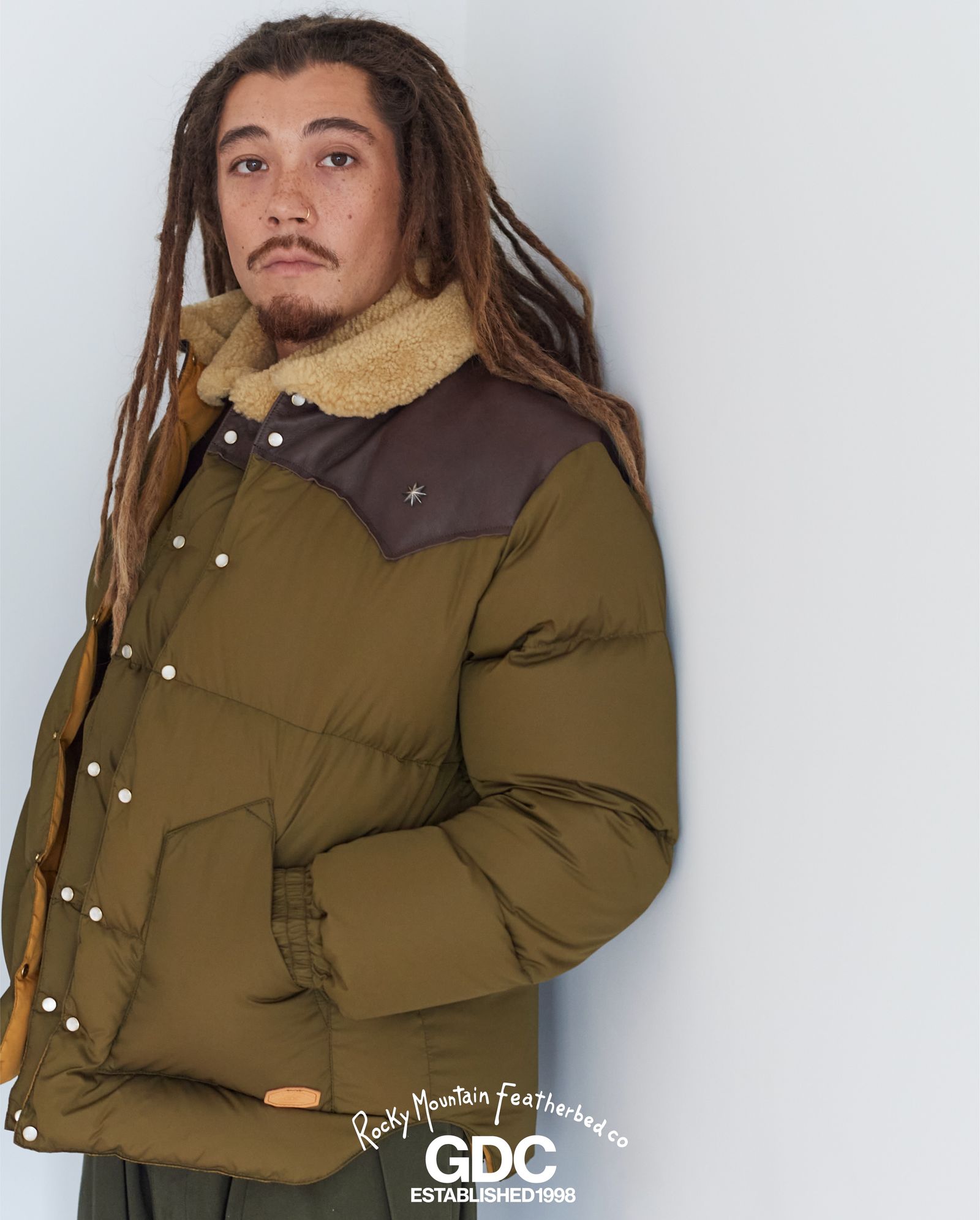 【Rocky Mountain×GDC】Christy Jacket (OLIVE DRAB) / ロッキーマウンテン コラボ ダウンジャケット