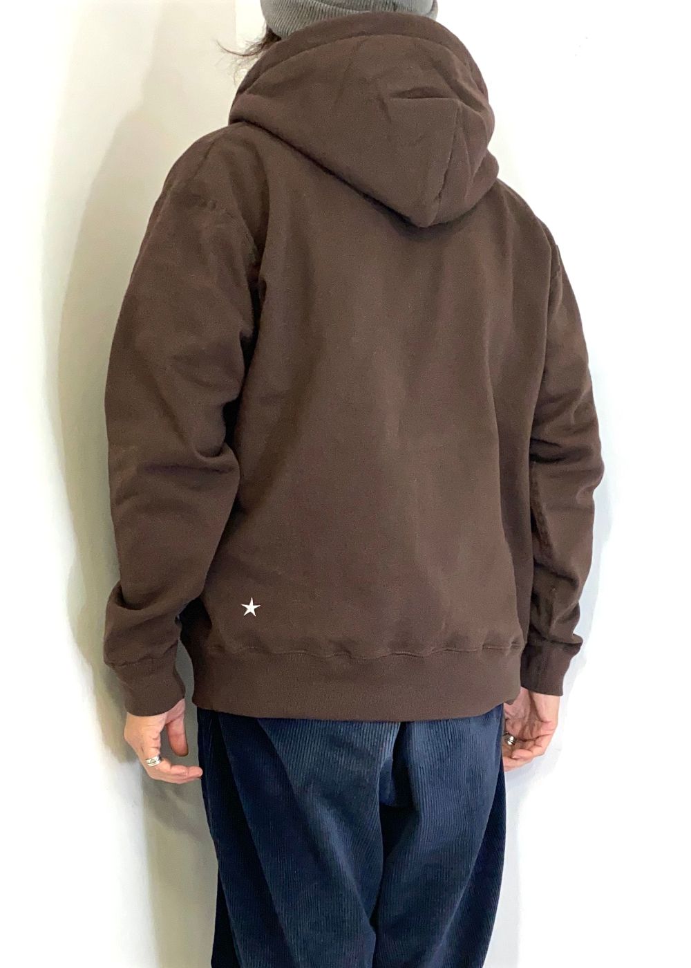 【ラスト1点】ZIP HOODIE (CHOCOLATE) / プリント スウェット ジップ パーカー