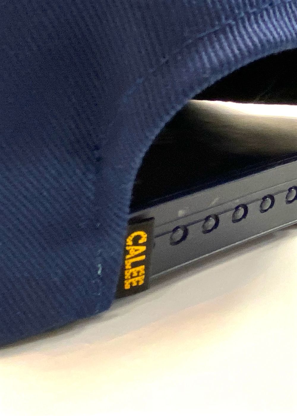 【ラスト1点】EMBLEM LOGO TWILL CAP (NAVY) / オリジナル ロゴ刺繍 キャップ