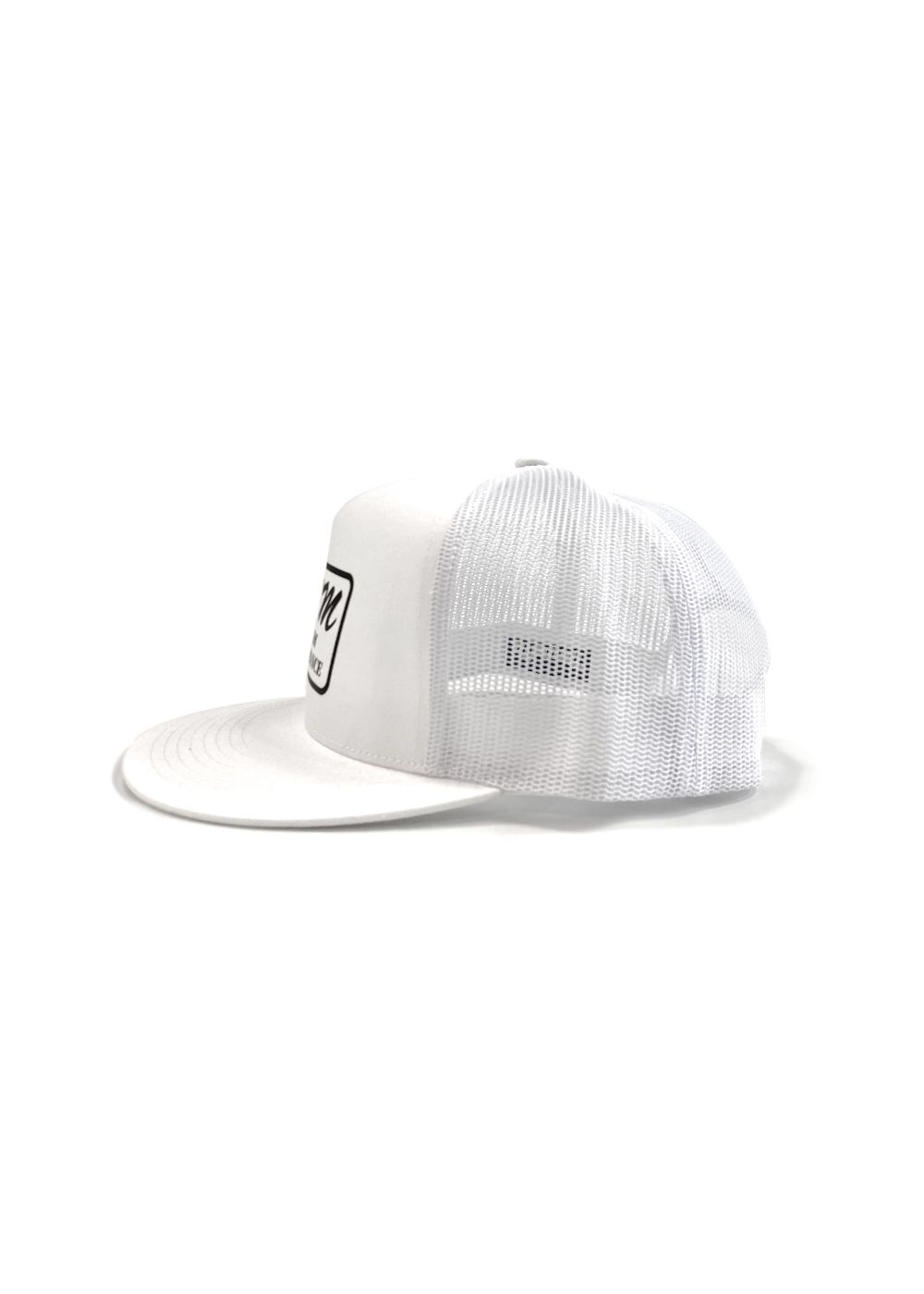 Classic Trucker Mesh Cap (WHITE) / ロゴ プリント メッシュキャップ