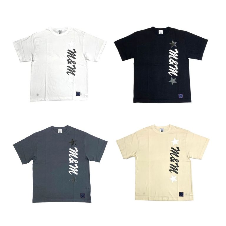 M&M 新作販売告知 / 縦ロゴプリントによってすっきりスマート見えを意識したTシャツ。
