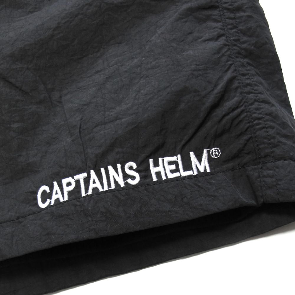 様々なシーンで活躍 / CAPTAINS HELM/RUNNING NYLON SHORTS