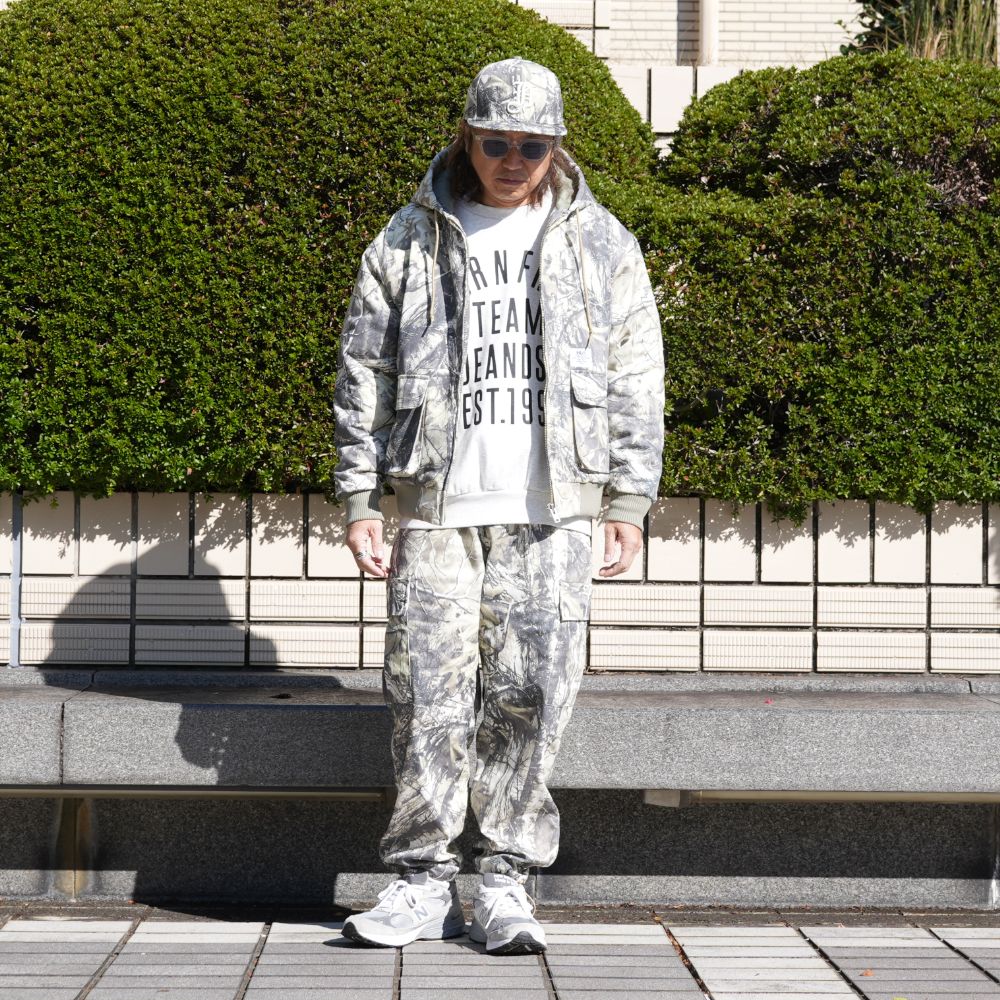 【ラスト1点】6P Camo Track Pant (BEIGE CAMO) / オリジナル カモフラージュ カーゴ パンツ / セットアップ可能