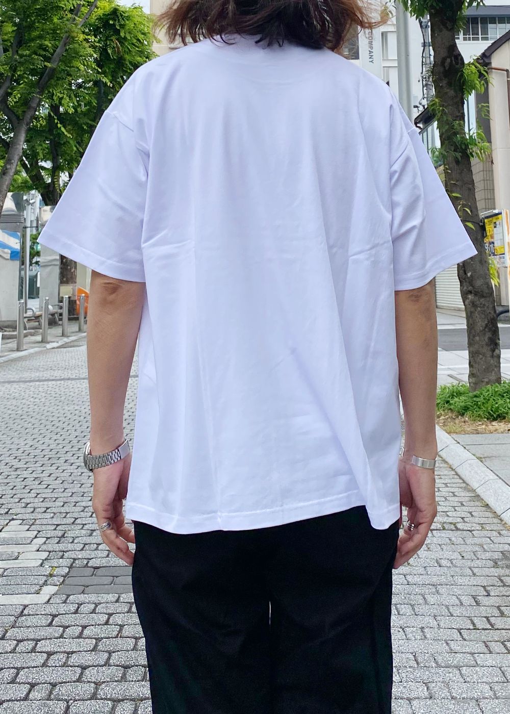 RTTW TEE (WHITE) / カレッジ ロゴ プリント Tシャツ